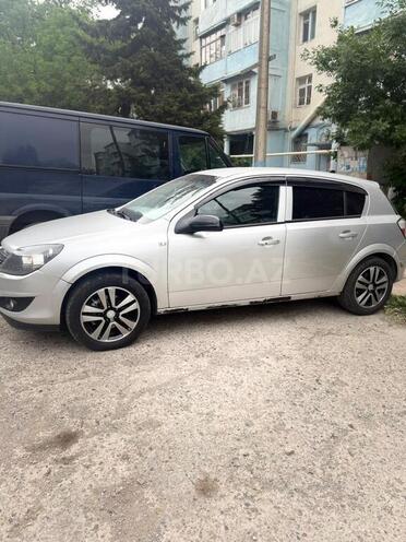Opel Astra 2010, 290,800 km - 1.3 l - Bakı