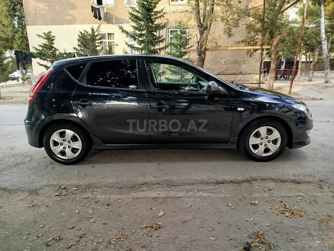 Hyundai i30 2010, 170,000 km - 1.4 l - Sumqayıt