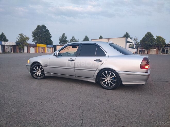 Mercedes C 220 d 1998, 380,450 km - 2.2 л - Bərdə