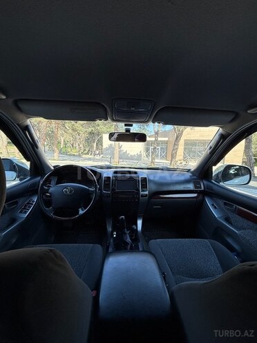 Toyota Land Cruiser Prado 2009, 270,000 km - 2.7 л - Bakı