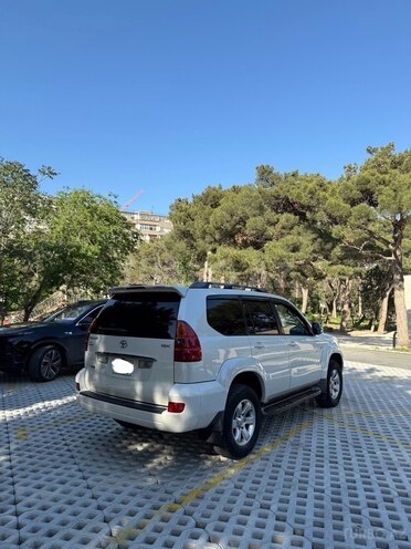 Toyota Land Cruiser Prado 2009, 270,000 km - 2.7 л - Bakı