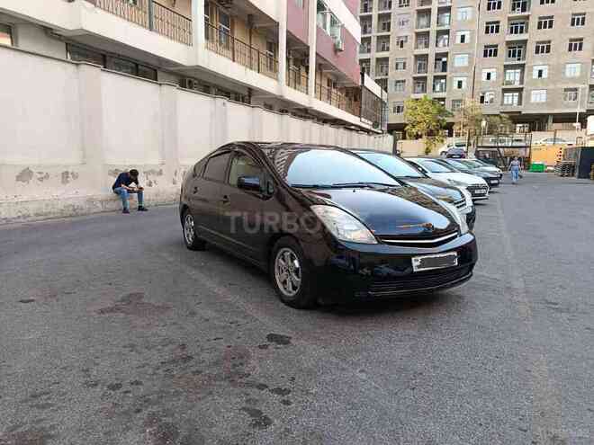 Toyota Prius-7