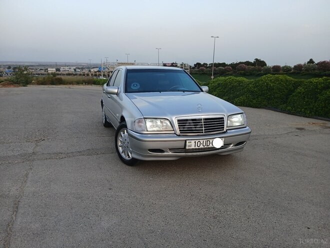 Mercedes C 240 1998, 240,000 km - 2.4 l - Bakı