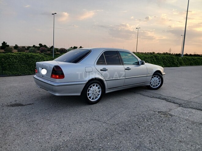 Mercedes C 240 1998, 240,000 km - 2.4 l - Bakı