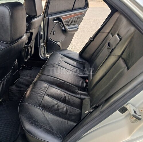 Mercedes C 240 1998, 240,000 km - 2.4 l - Bakı
