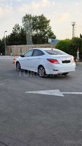Hyundai Accent 2017, 172,600 km - 1.4 л - Bakı