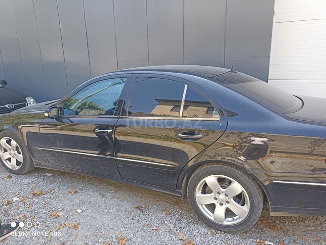 Mercedes E 320 2003, 248,000 km - 3.2 l - Zaqatala