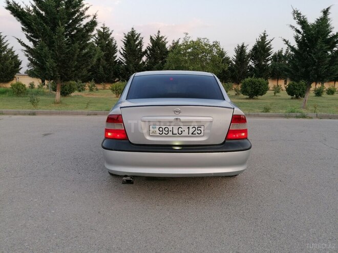 Opel Vectra 1999, 366,000 km - 1.8 l - Xaçmaz