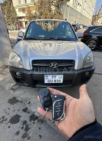 Hyundai Tucson 2006, 242,000 km - 2.0 l - Bakı