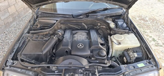 Mercedes C 240 1997, 321,000 km - 2.4 l - Şamaxı