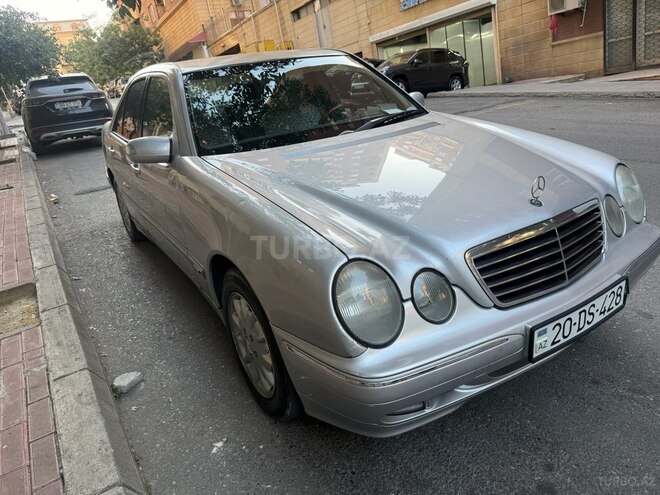 Mercedes E 240 2000, 312,000 km - 2.4 l - Bakı