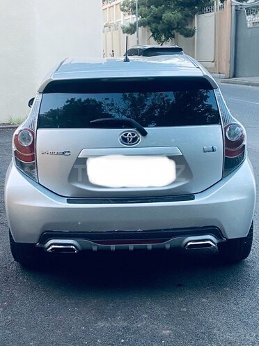 Toyota Aqua 2013, 300,000 km - 1.5 l - Bakı