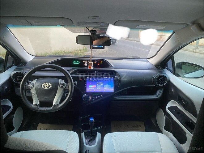 Toyota Aqua 2013, 300,000 km - 1.5 l - Bakı