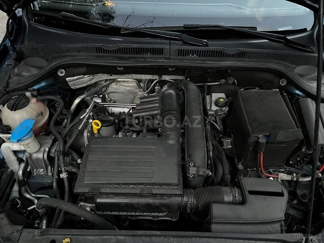 Volkswagen Jetta 2017, 121,000 km - 1.4 l - Bakı