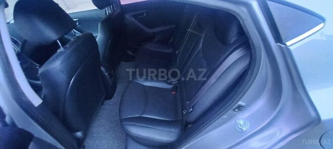 Hyundai Avante 2015, 168,000 km - 1.6 л - Bakı