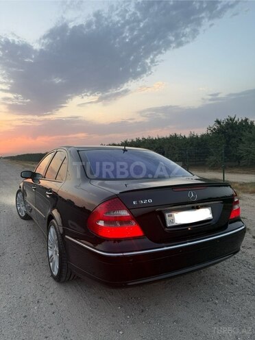 Mercedes E 320 2003, 264,450 km - 3.2 l - Bakı