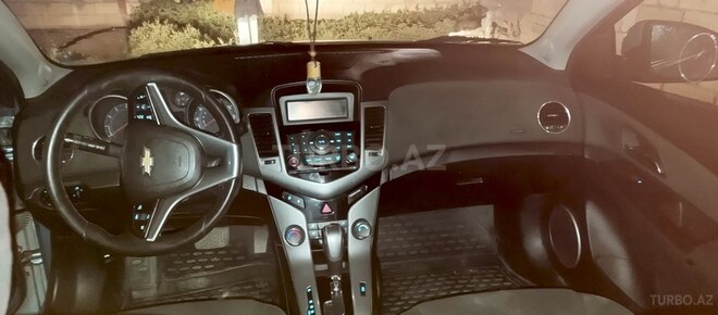 Chevrolet Cruze 2011, 200,000 km - 1.4 l - Sabirabad