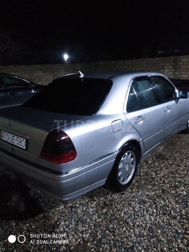 Mercedes C 280 1994, 460,000 km - 2.8 l - Qusar