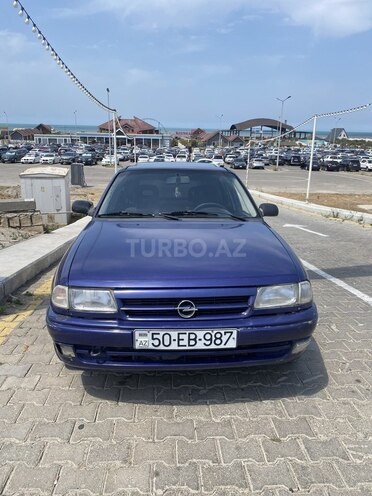 Opel Astra 1996, 350,000 km - 1.6 l - Bakı