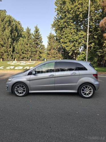 Mercedes B 180 2008, 129,000 km - 1.7 l - Mingəçevir