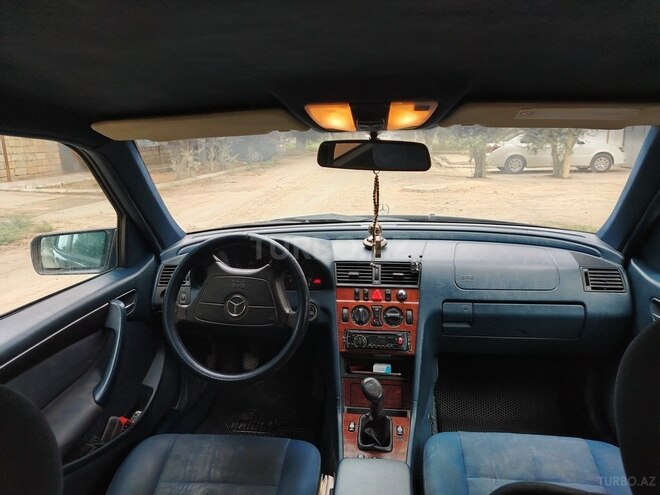Mercedes C 180 1999, 400,000 km - 1.8 л - Salyan