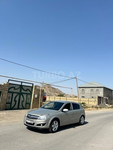 Opel Astra 2007, 246,000 km - 1.4 л - Bakı