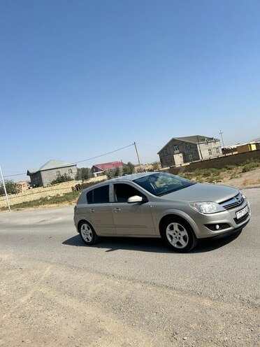 Opel Astra 2007, 246,000 km - 1.4 л - Bakı