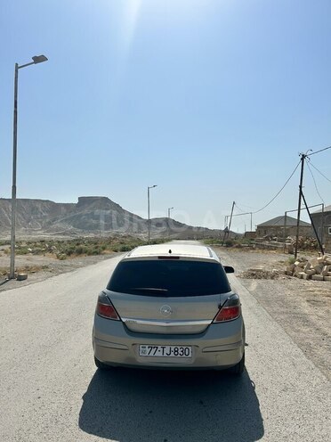 Opel Astra 2007, 246,000 km - 1.4 л - Bakı