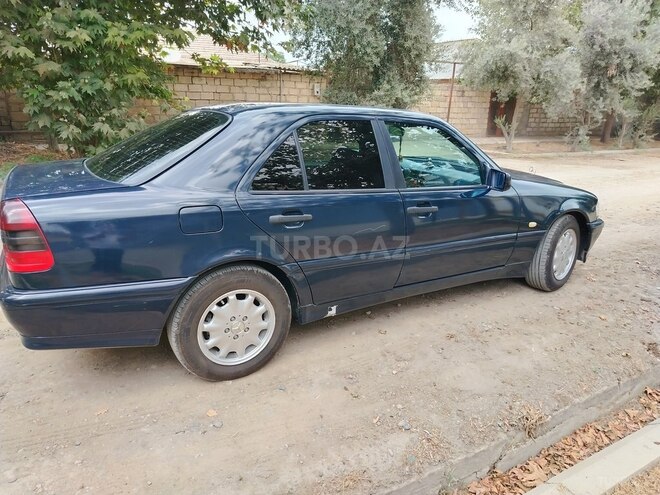 Mercedes C 180 1999, 400,000 km - 1.8 л - Salyan
