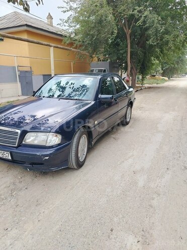Mercedes C 180 1999, 400,000 km - 1.8 л - Salyan