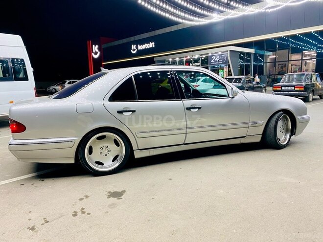 Mercedes E 220 1998, 382,000 km - 2.2 l - Naxçıvan