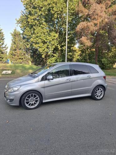 Mercedes B 180 2008, 129,000 km - 1.7 l - Mingəçevir