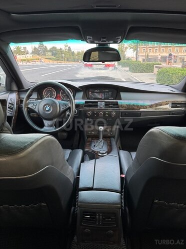 BMW 530 2005, 256,000 km - 3.0 l - Bakı