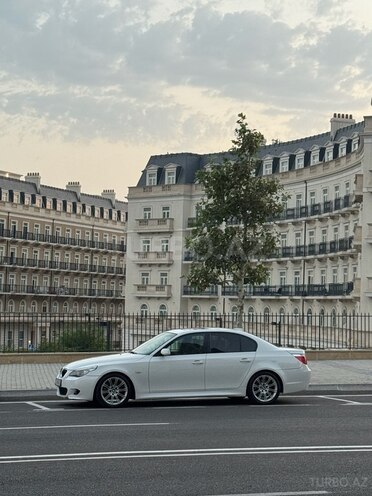 BMW 530 2005, 256,000 km - 3.0 l - Bakı