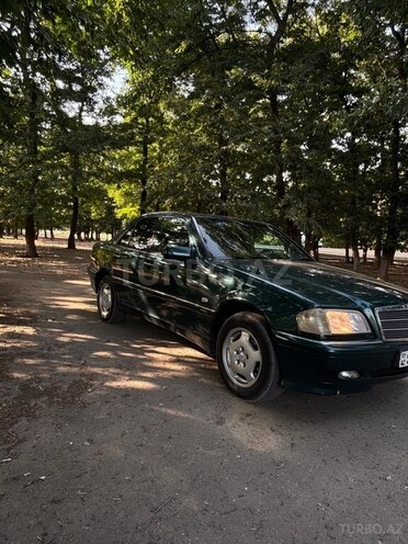 Mercedes C 240 1999, 500,000 km - 2.4 l - Masallı