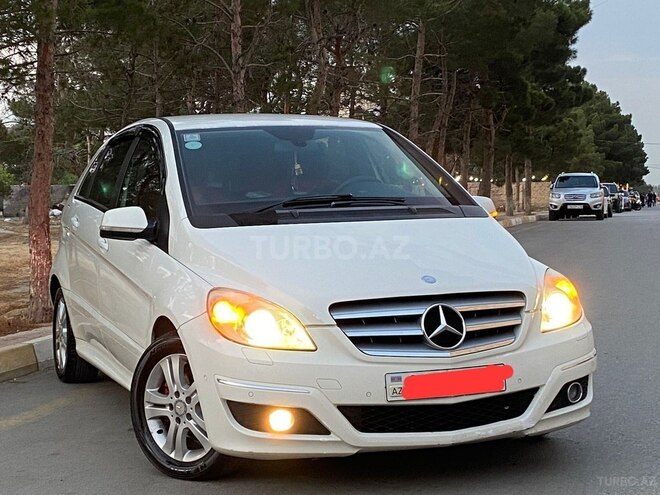 Mercedes B 170 2009, 185,000 km - 1.7 l - Sumqayıt