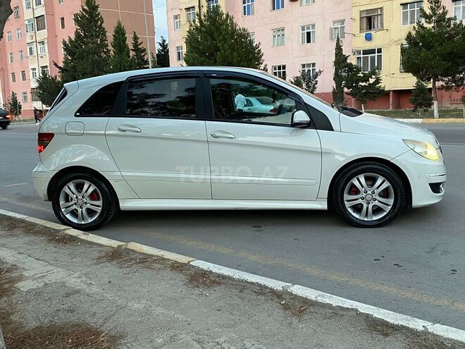 Mercedes B 170 2009, 185,000 km - 1.7 l - Sumqayıt