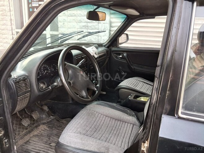 GAZ 31105 2004, 300,000 km - 2.4 l - Bakı