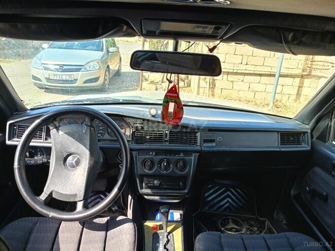 Mercedes 190 1990, 460,952 km - 2.0 l - Qobustan