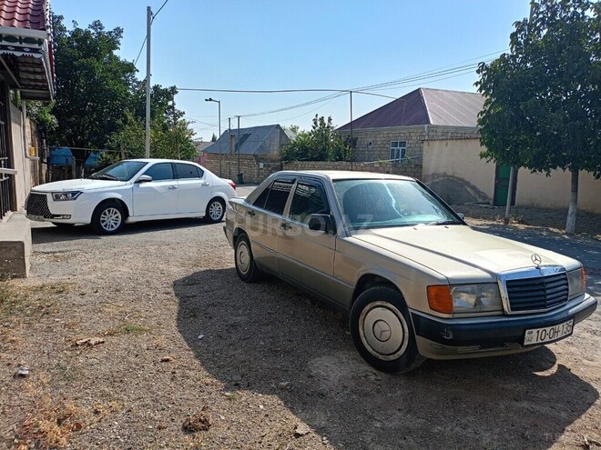 Mercedes 190 1990, 460,952 km - 2.0 l - Qobustan