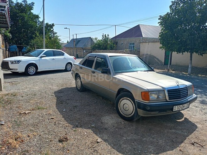 Mercedes 190 1990, 460,952 km - 2.0 l - Qobustan