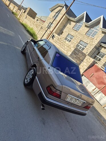 Mercedes E 200 1994, 370,000 km - 2.0 l - Bakı