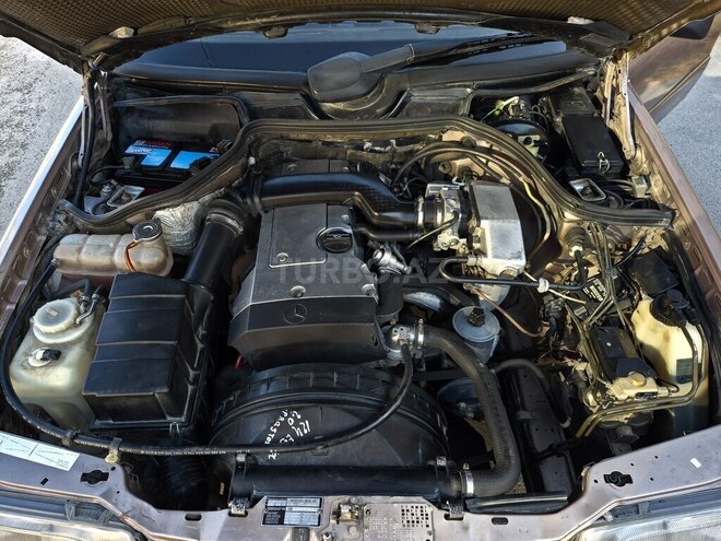 Mercedes E 200 1994, 370,000 km - 2.0 l - Bakı