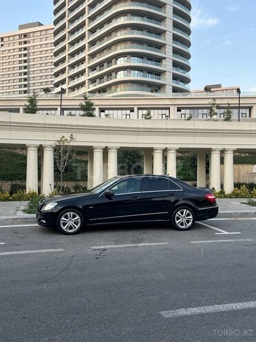 Mercedes E 200 2009, 300,000 km - 1.8 l - Bakı