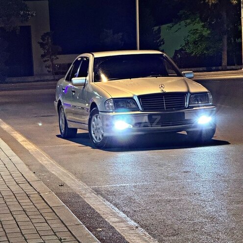 Mercedes C 180 1999, 341,000 km - 1.8 l - Mingəçevir
