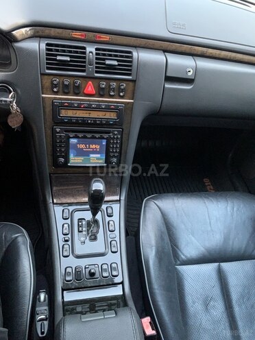 Mercedes E 430 2001, 211,872 km - 4.3 l - Bakı
