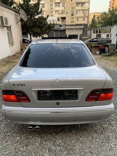 Mercedes E 430 2001, 211,872 km - 4.3 l - Bakı