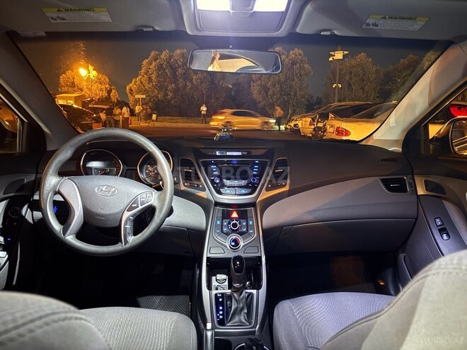 Hyundai Elantra 2015, 141,000 km - 1.8 л - Bakı