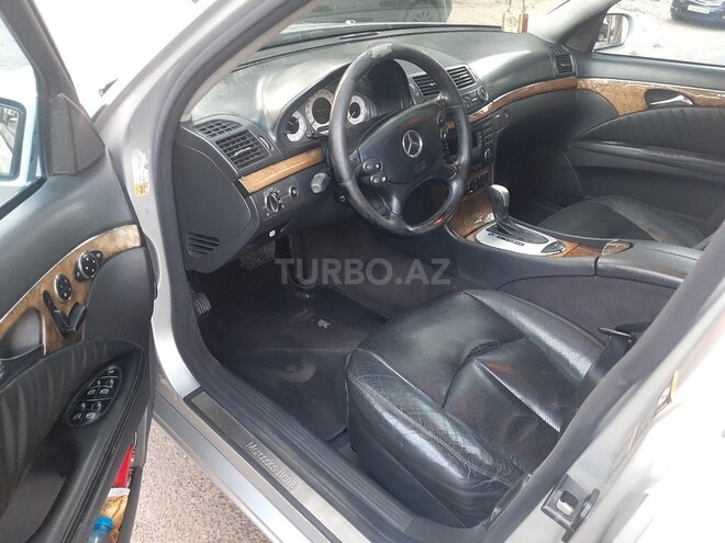 Mercedes E 350 2005, 265,000 km - 3.5 l - Bakı