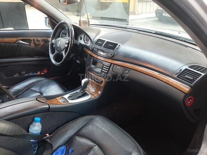 Mercedes E 350 2005, 265,000 km - 3.5 l - Bakı